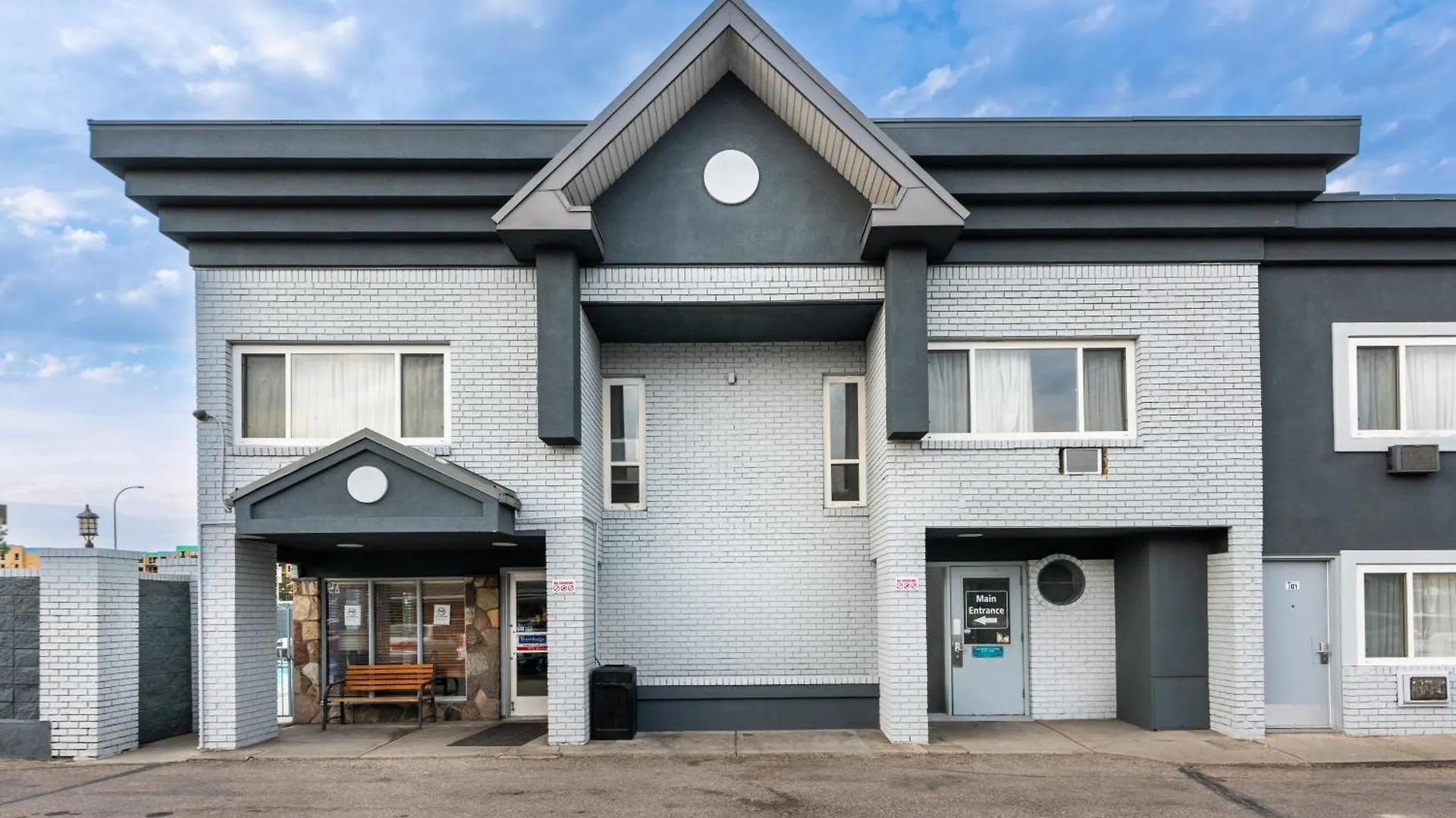 Hotel Travelodge By Wyndham Calgary South