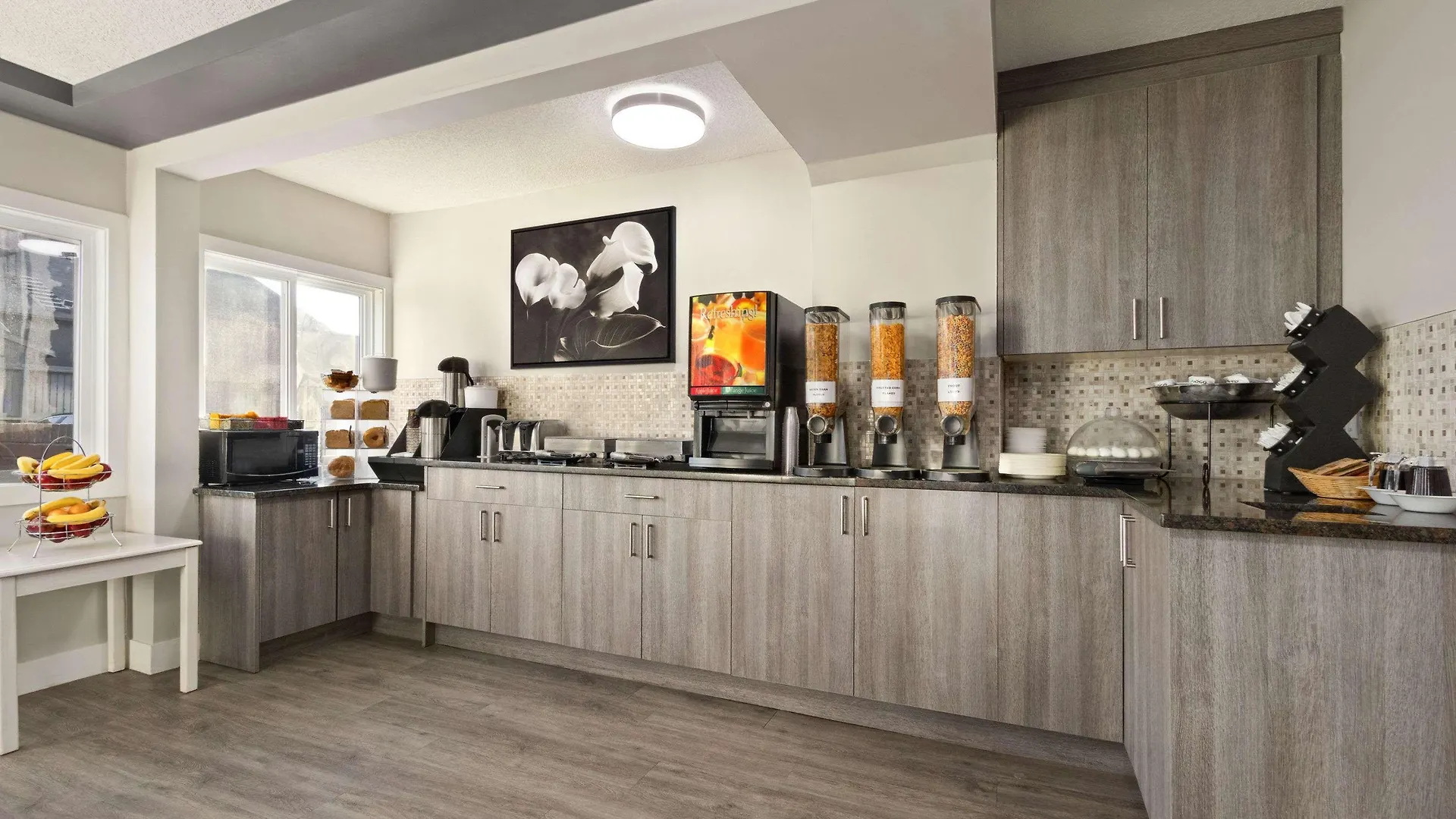 Travelodge By Wyndham Calgary South 2*,  Канада